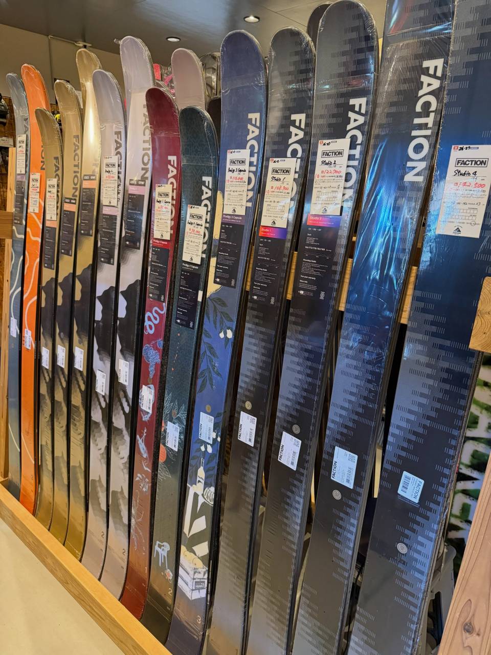 faction入荷しました❗️